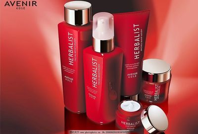 矢量逼真化妝品圖片在通訊設備中的應用